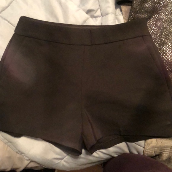 Express shorts - Picture 1 of 3